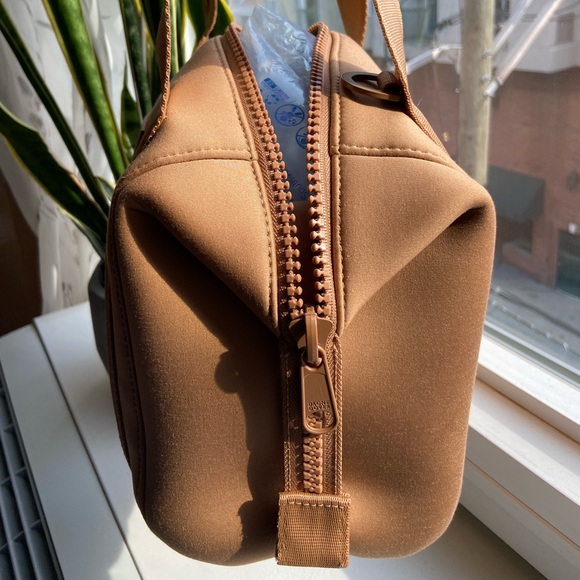 **SOLD** Dagne Dover Small Landon in Camel - Picture 4 of 12